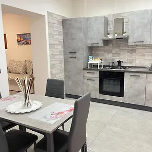  Apartamento La Piazzetta